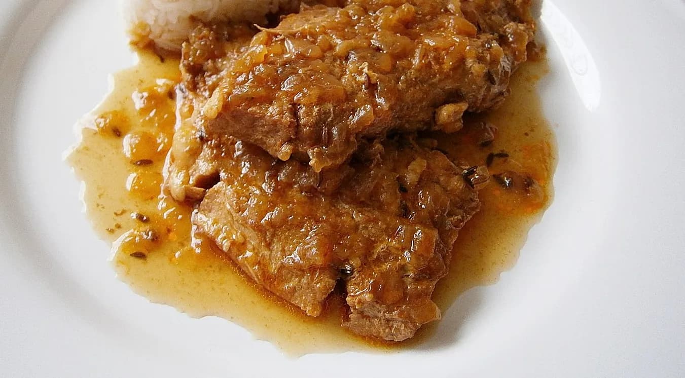 Vepřové na cibuli